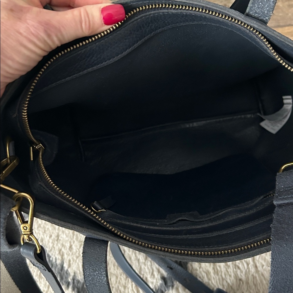 Madewell zip-top transport tote. Navy. - Picture 6 of 7